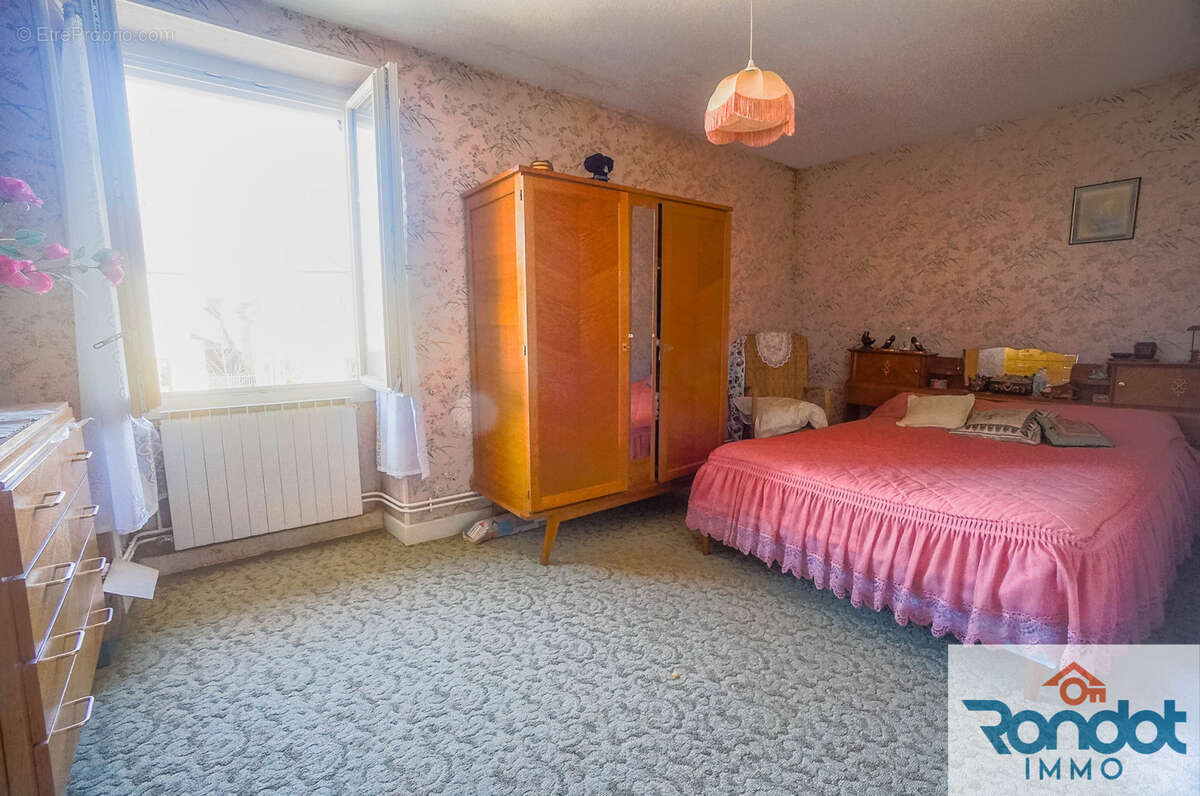 Maison à CUSSEY-LES-FORGES