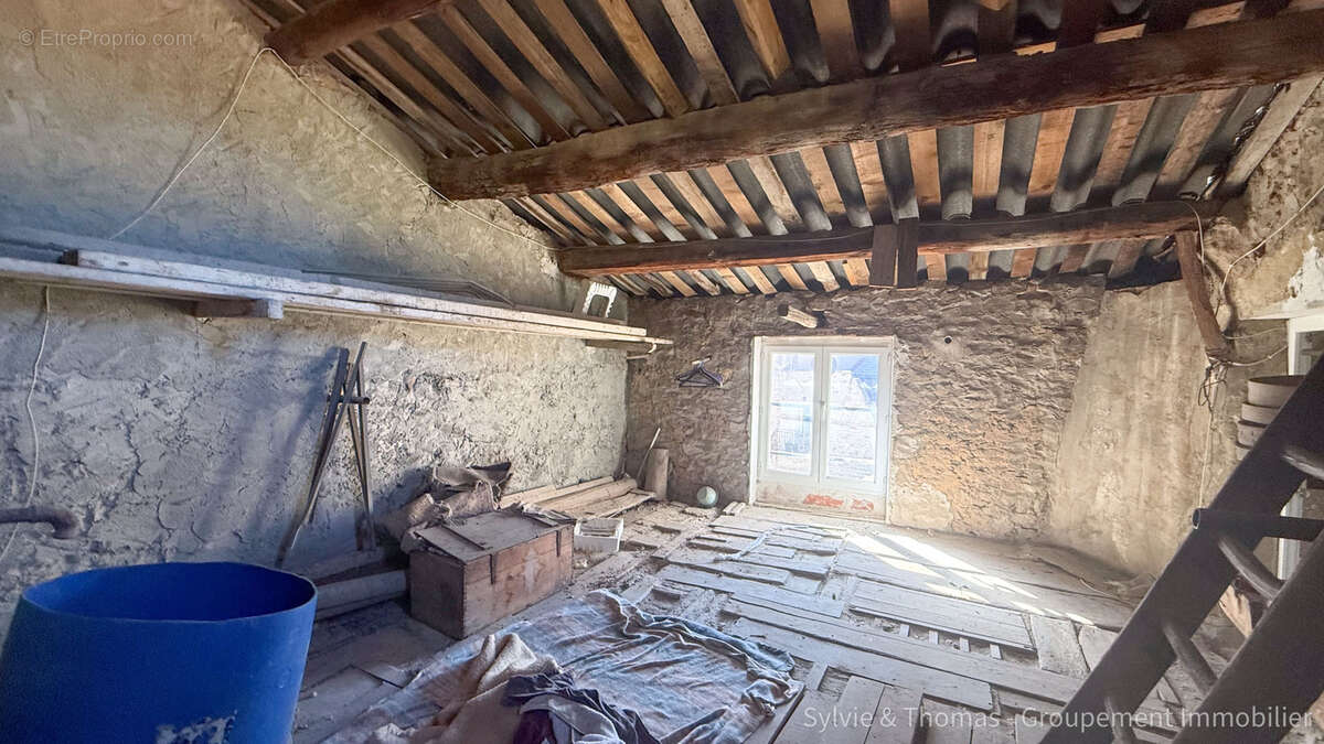 Maison à PIOLENC