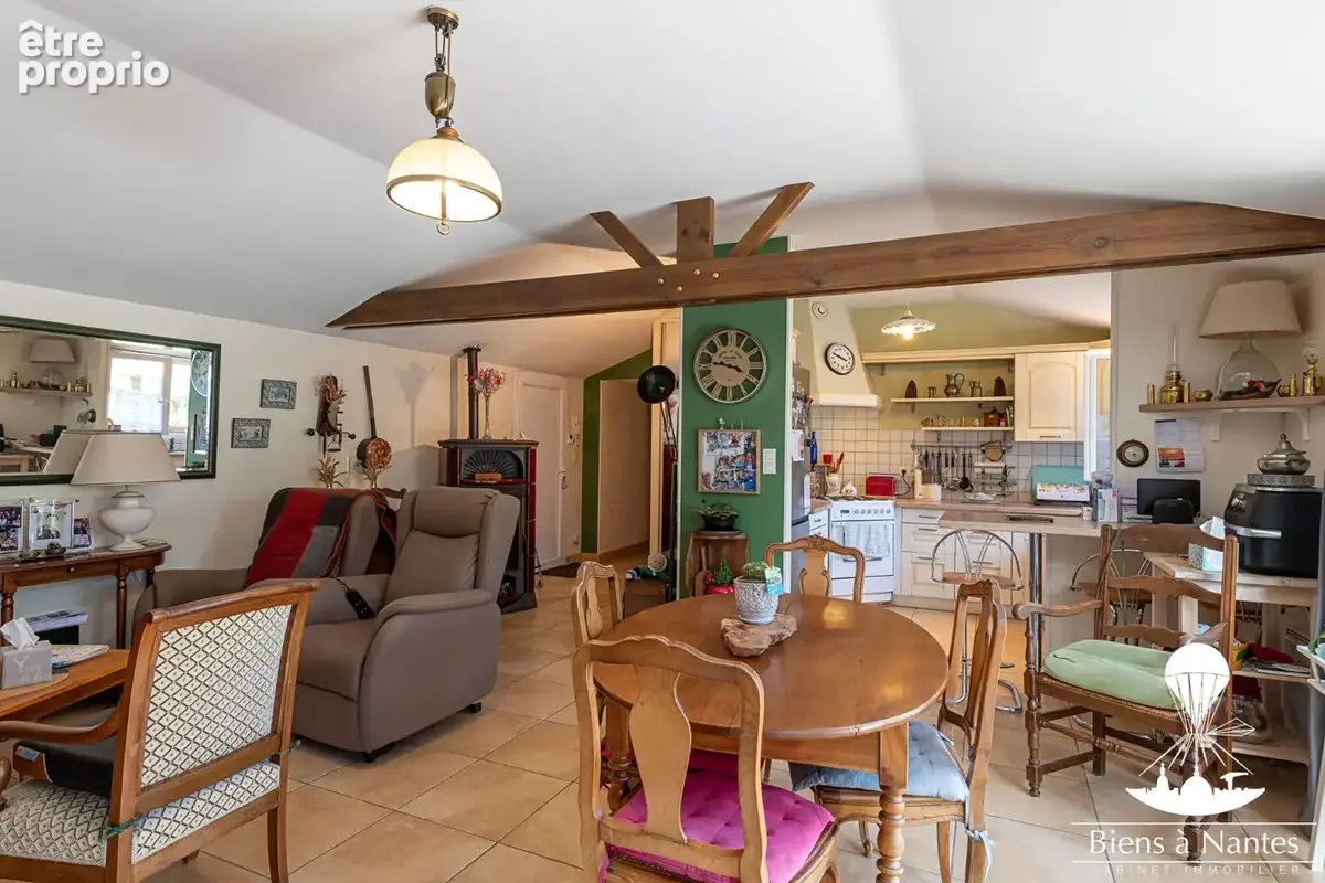 A VENDRE Propriété de 2 Maisons sur  2219 m² de terrain St Julien De Concelles - photo 16