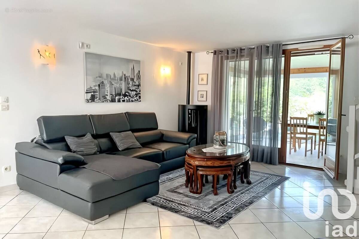 Photo 1 - Maison à CHARVONNEX