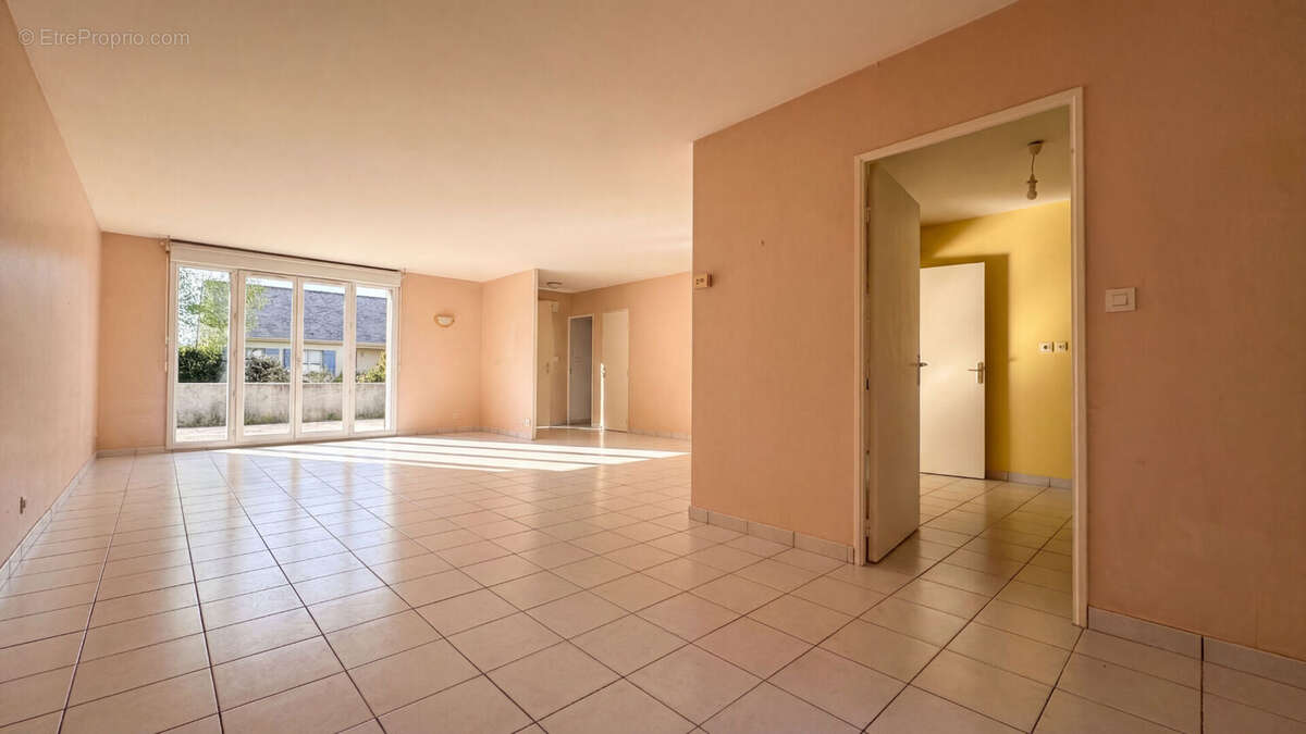 Maison à CHAMBRAY-LES-TOURS