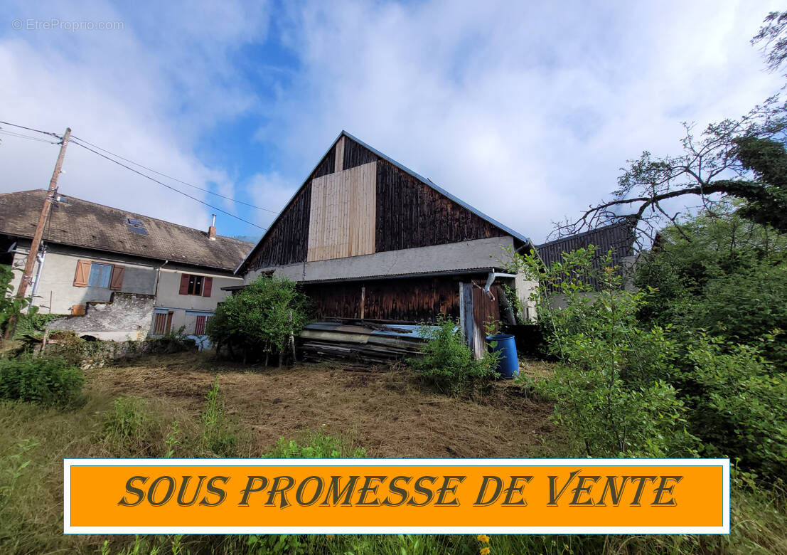 Maison à SAINT-PIERRE-D'ALBIGNY