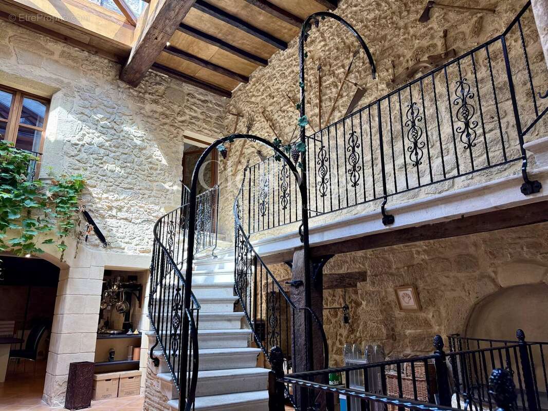 Maison à MONSEGUR