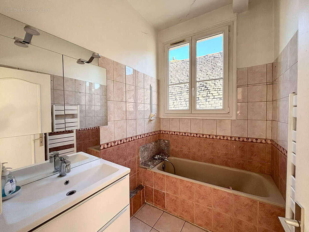 Appartement à BRIVE-LA-GAILLARDE