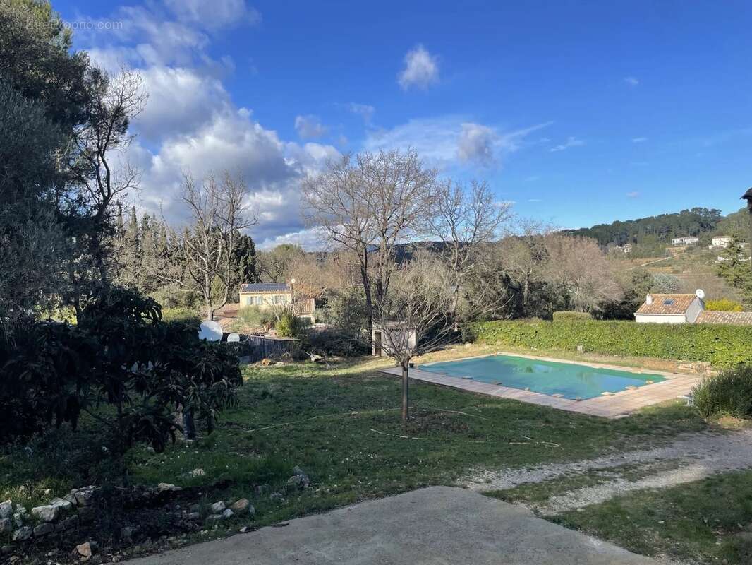 Maison à LORGUES