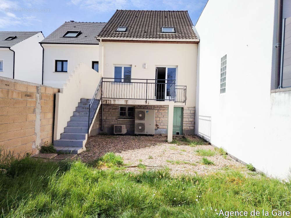 Maison à HOUILLES