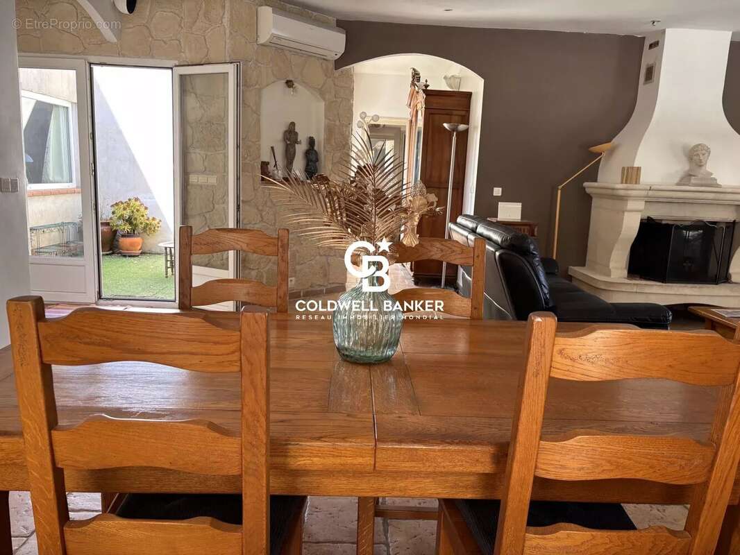 Maison à LES ADRETS-DE-L&#039;ESTEREL