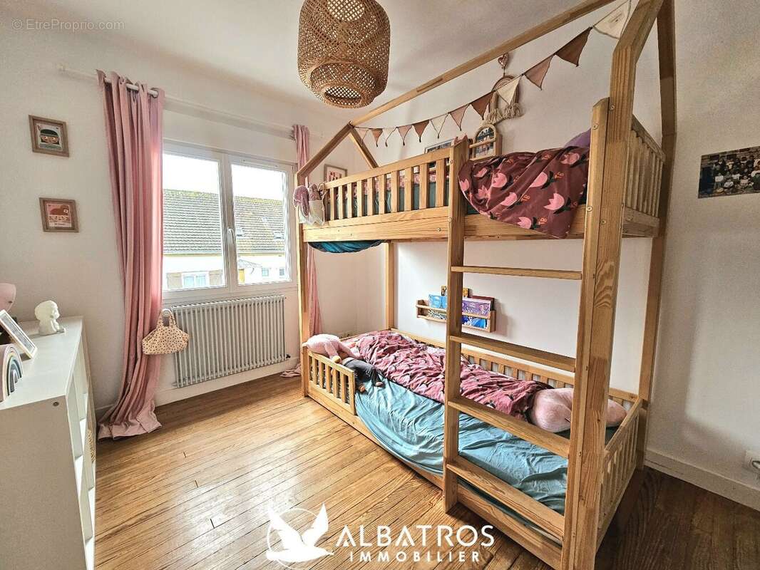 Maison à OUISTREHAM