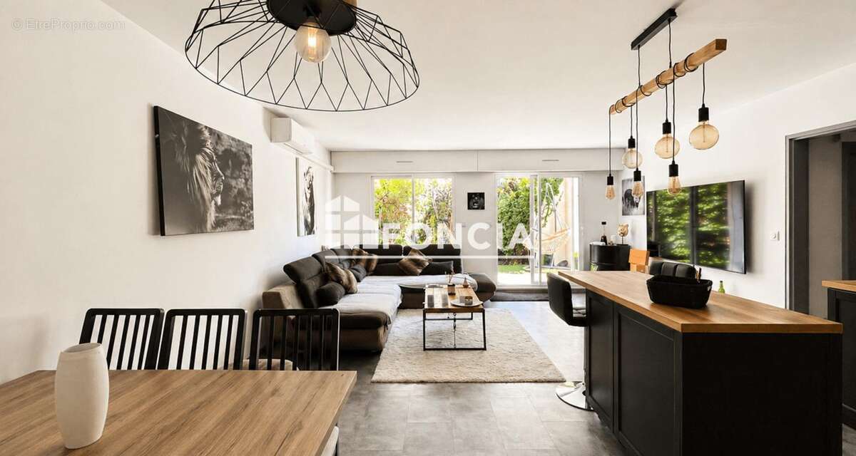 Appartement à NIMES