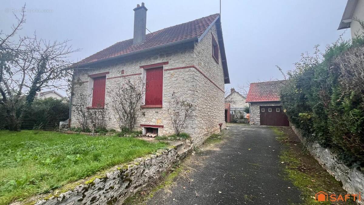 Photo 1 - Maison à MALESHERBES