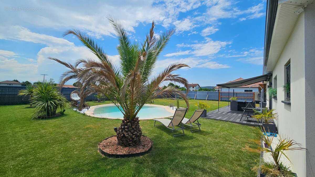 Maison à vendre 6 pièces avec jardin , garage et piscine OURSBELILLE (65) - photo 23