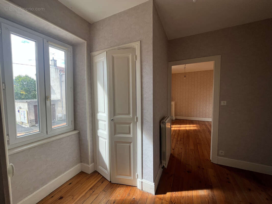 Maison à SAINTE-FLORINE