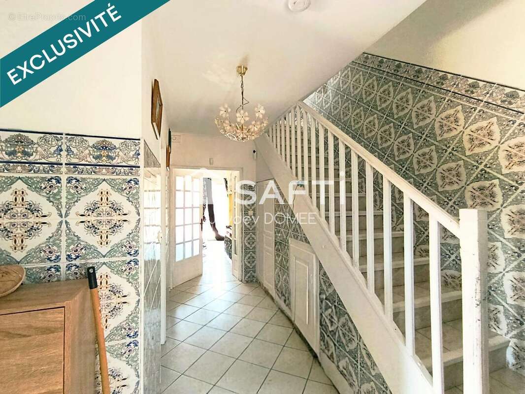 Photo 9 - Maison à GALLARGUES-LE-MONTUEUX