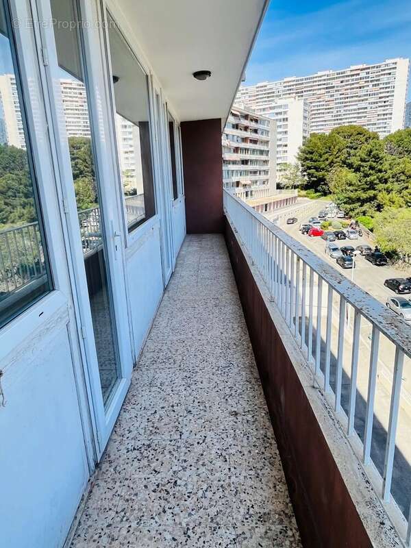 Appartement à MARSEILLE-9E