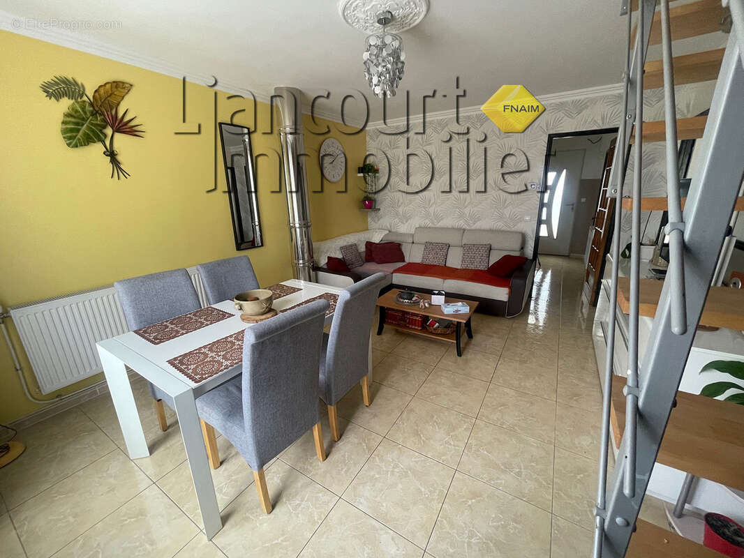 Maison à NOGENT-SUR-OISE