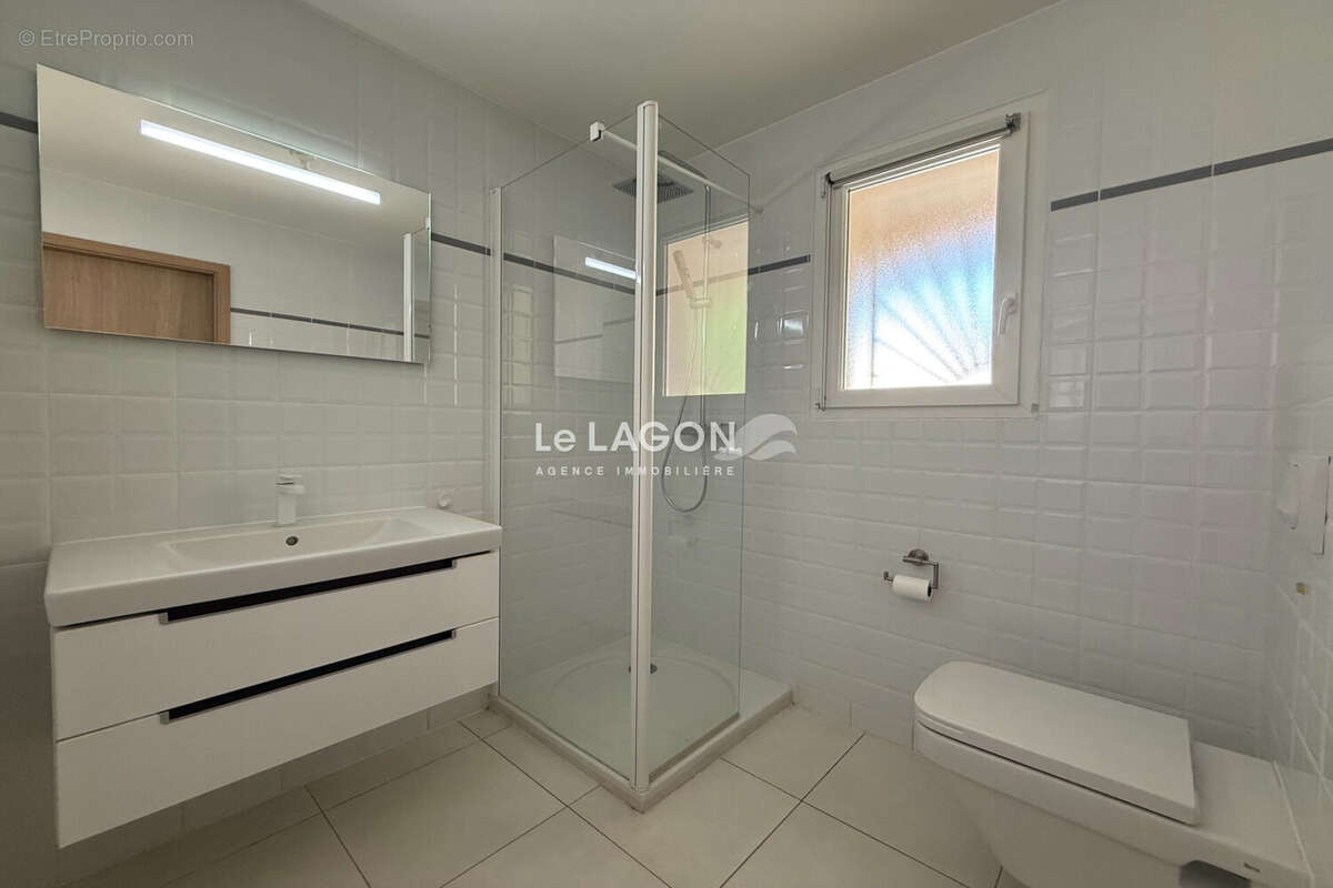 Maison 102 m² à Saint-Cyprien  - photo 9
