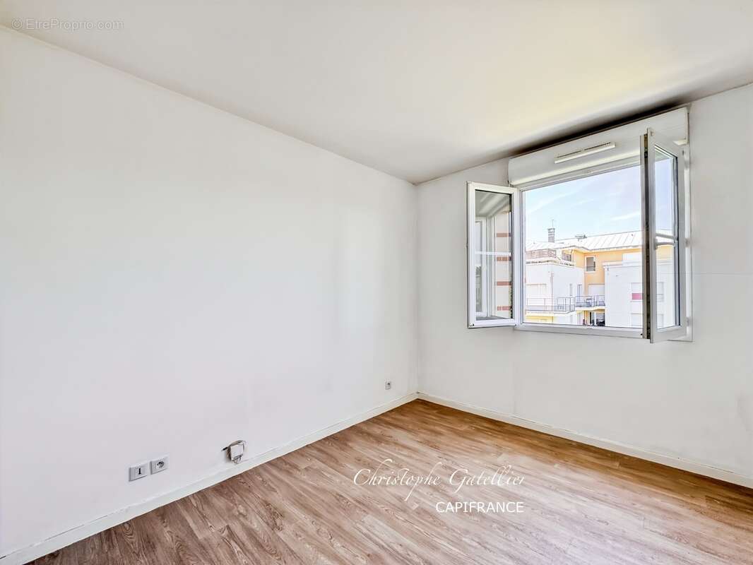 Dernier étage t4 (3 chambres) avec terrasse de 65 m² - photo 13