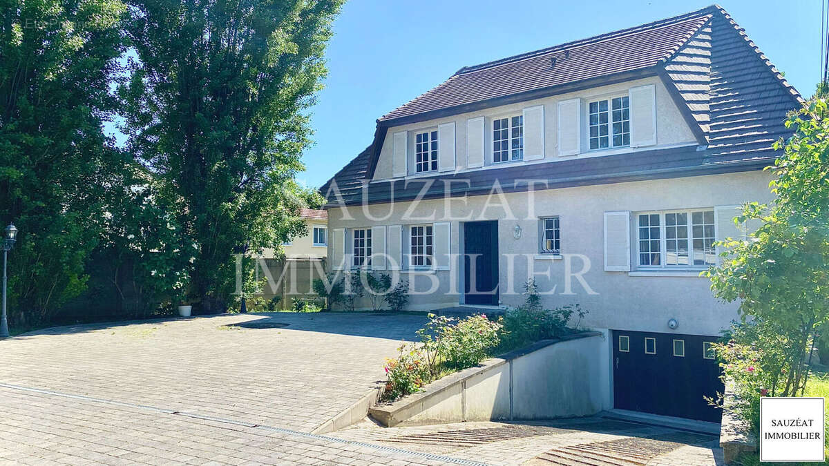 Maison à CHILLY-MAZARIN