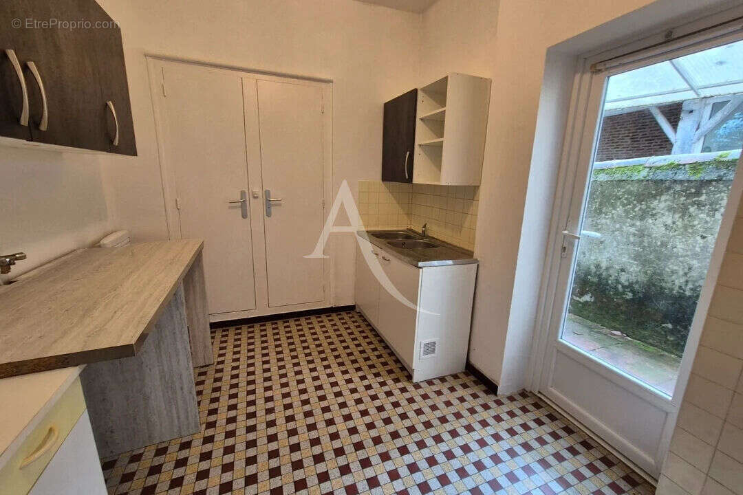 Maison à VILLENEUVE-DE-MARSAN