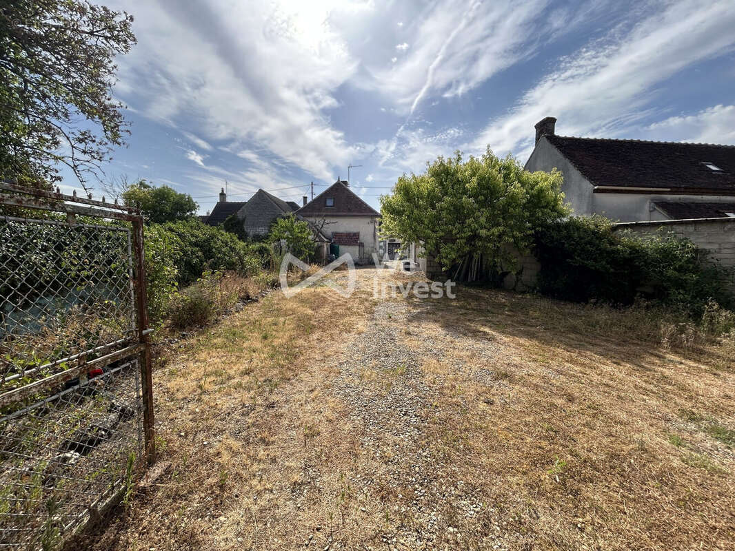 Maison 69 m² à Fontaine-Fourches  - photo 9