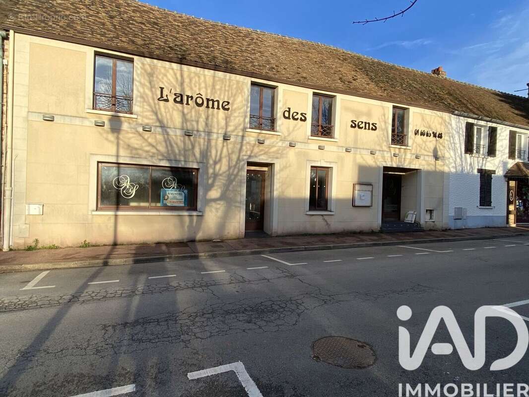 Photo 2 - Appartement à SAINT-FARGEAU-PONTHIERRY