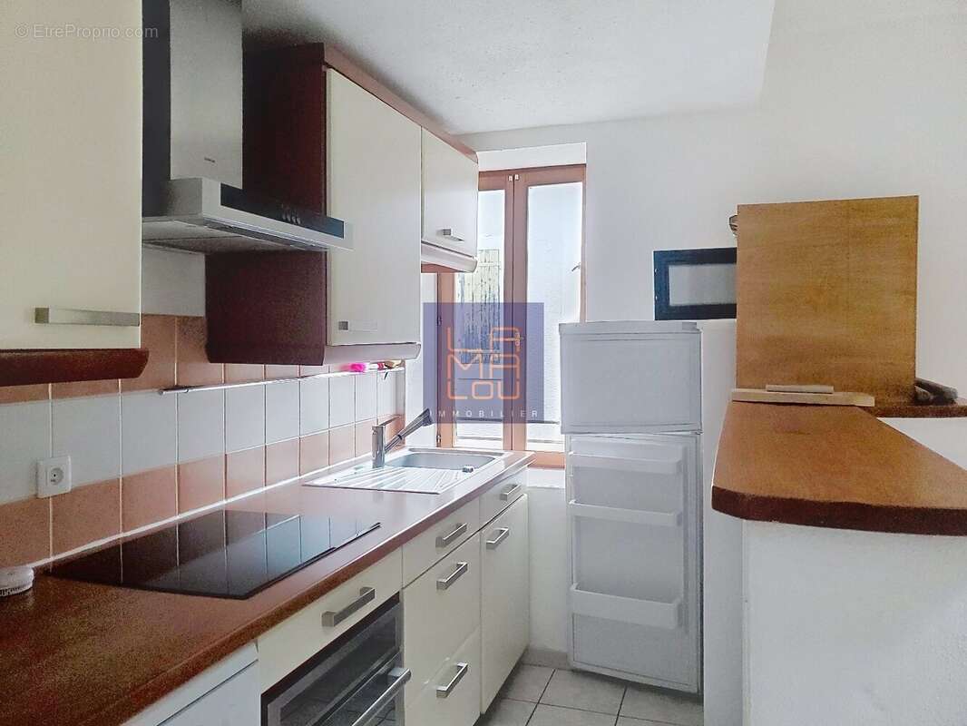 Appartement à LAMALOU-LES-BAINS