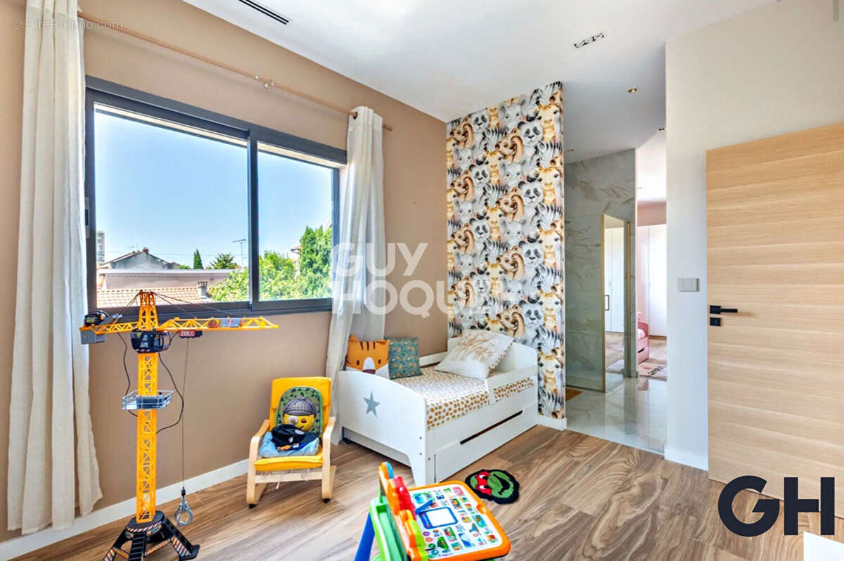 Maison à VILLEURBANNE