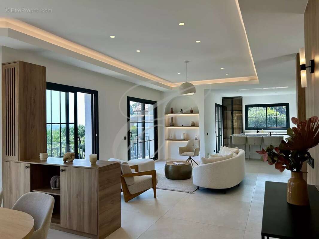 Maison à ROQUEBRUNE-CAP-MARTIN