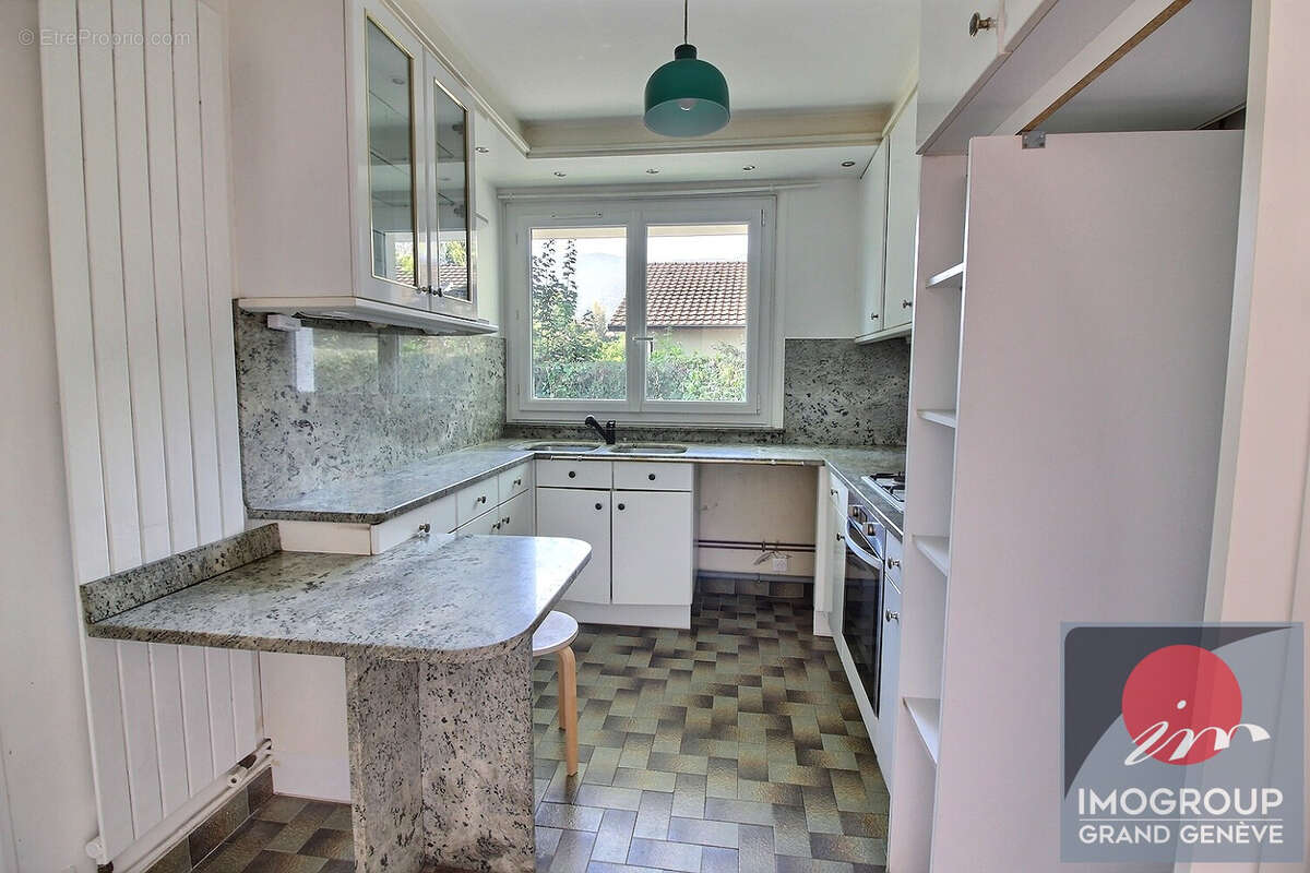 Maison à DIVONNE-LES-BAINS