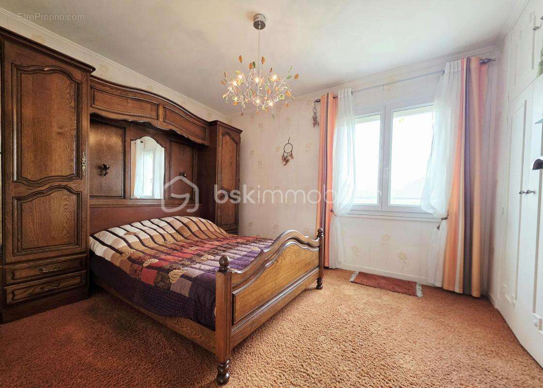 Maison à LE MEE-SUR-SEINE