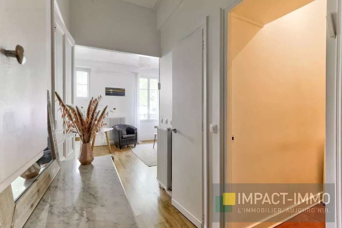 Appartement à LEVALLOIS-PERRET