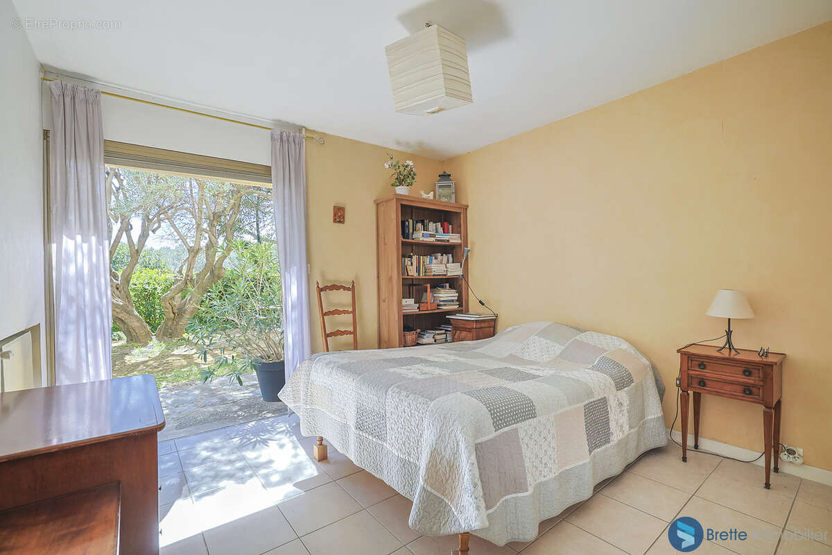 Toulon faron - maison d'architecte t8 sur terraun de 1530m2 arbore - photo 18