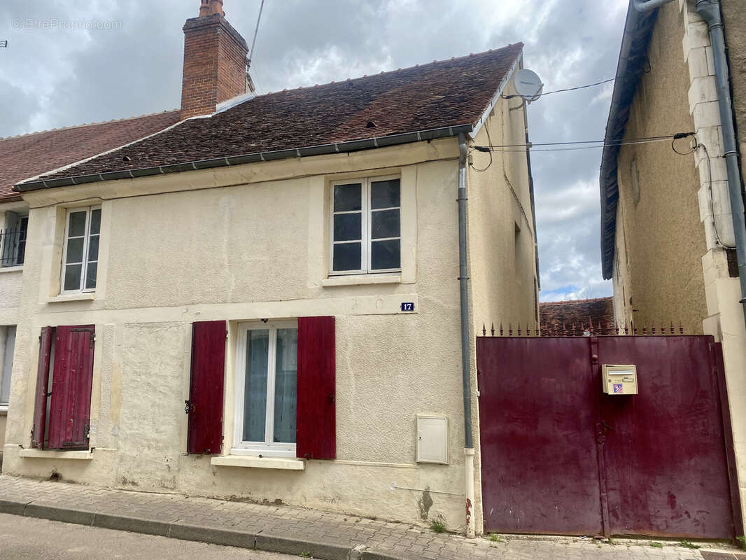 Maison à SEIGNELAY