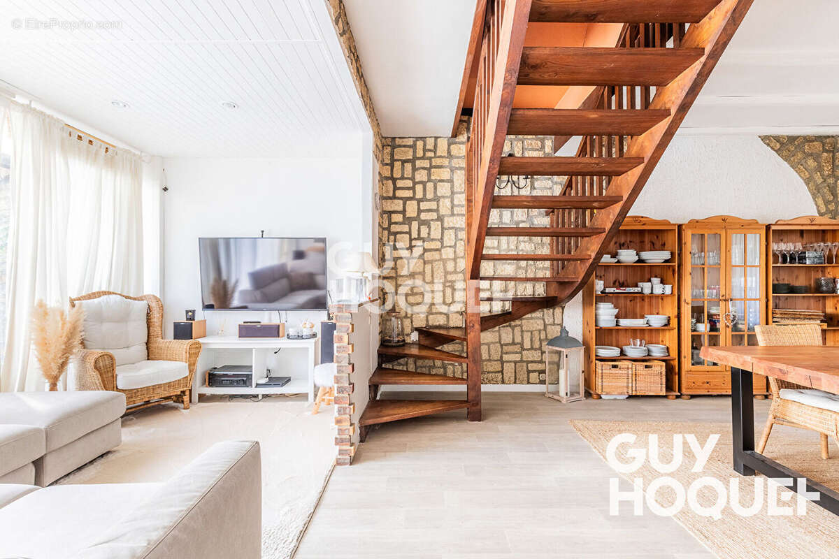 Maison à ATHIS-MONS