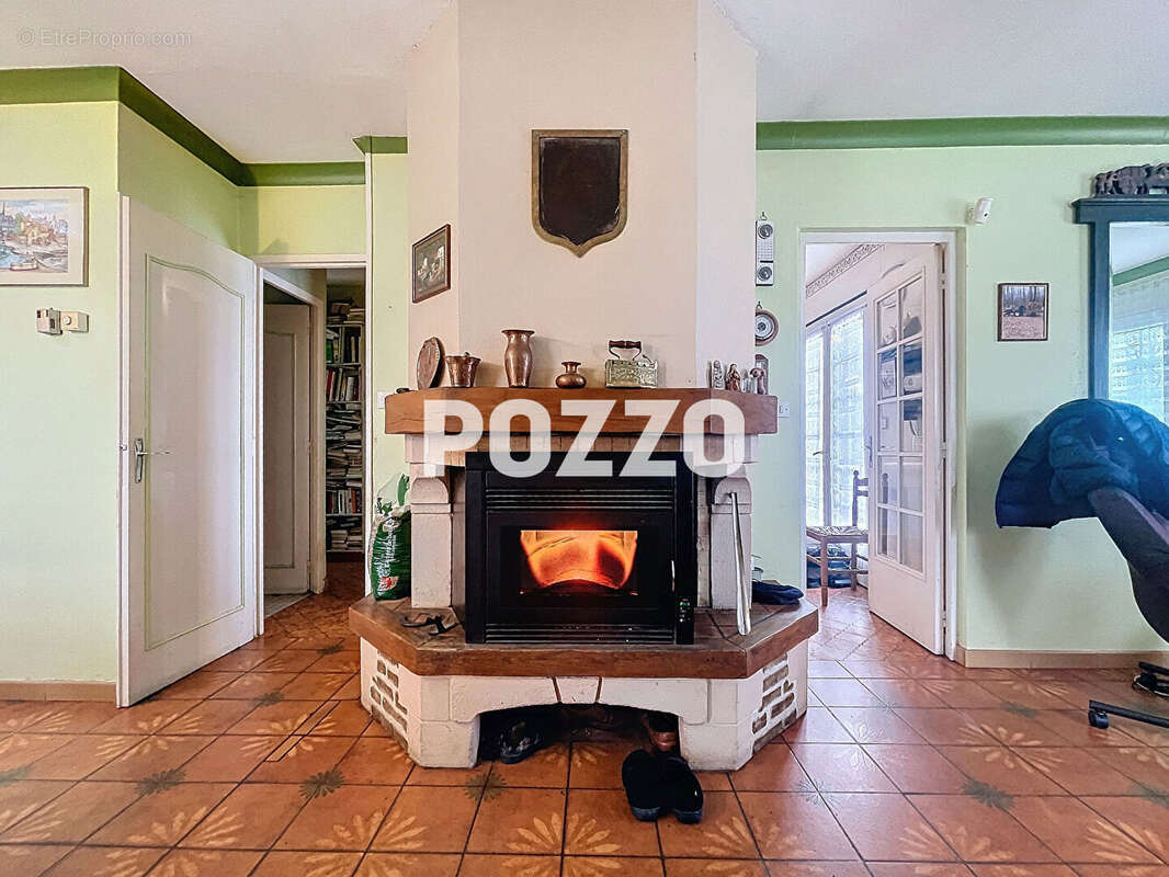 Maison à EQUEMAUVILLE