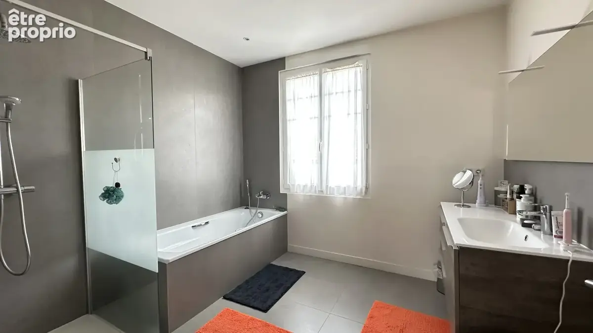 Biarritz  saint-martin  villa des années 30 rénovée avec piscine et appartement indépendant - photo 26