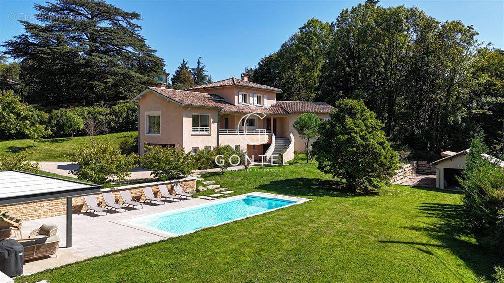 Maison à SAINT-CYR-AU-MONT-D'OR