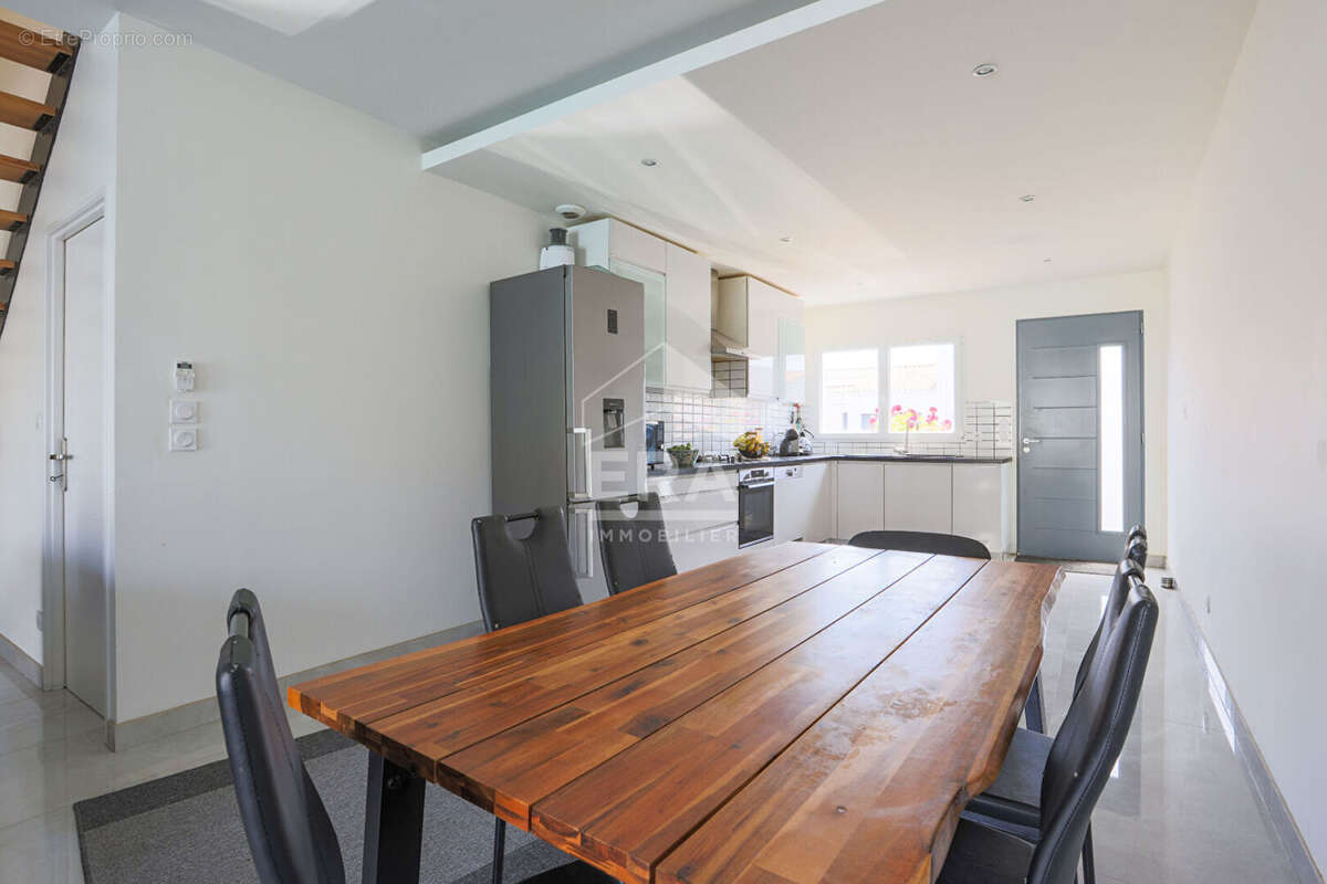 Maison à SAINT-XANDRE