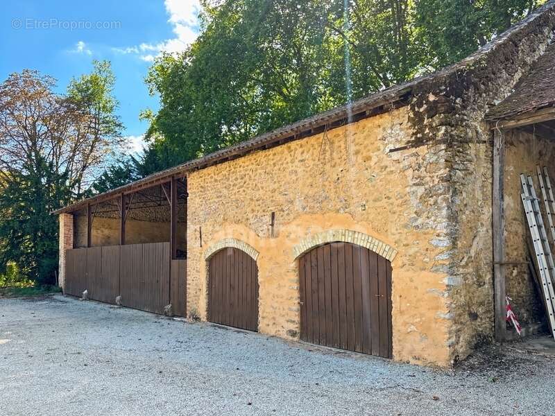 Propriéte à vendre Gite de groupe avec maison d'habitation - photo 31