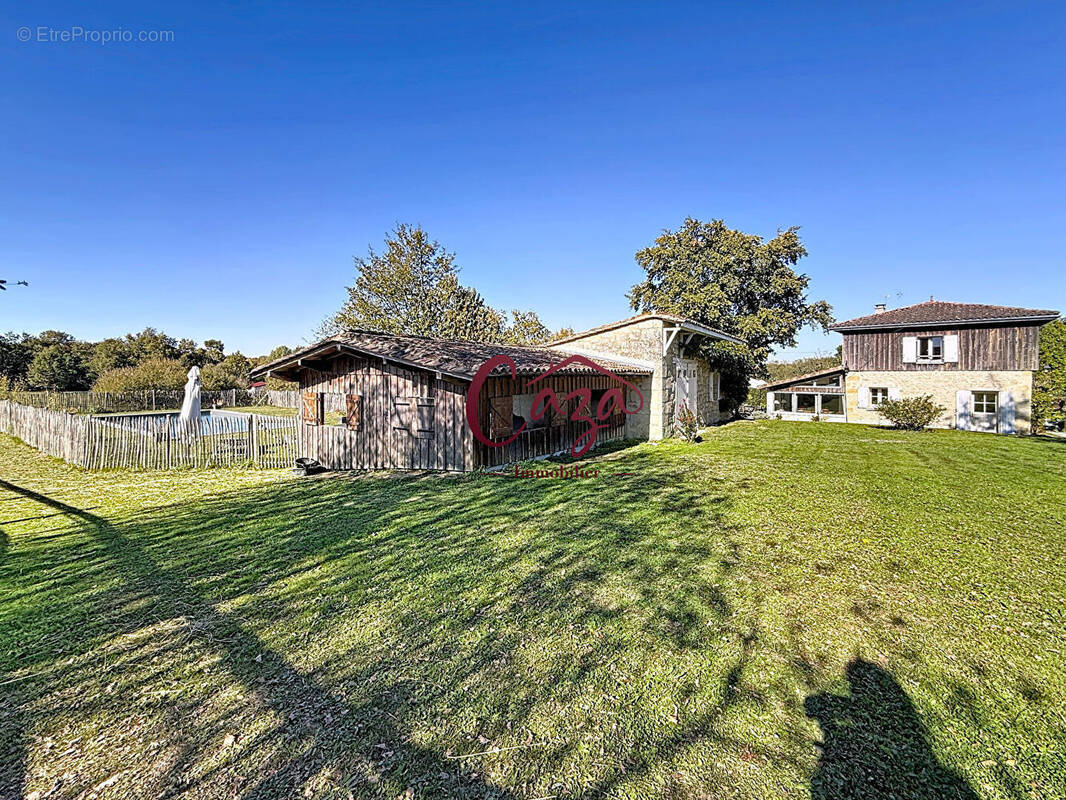 Maison à FARGUES-SAINT-HILAIRE