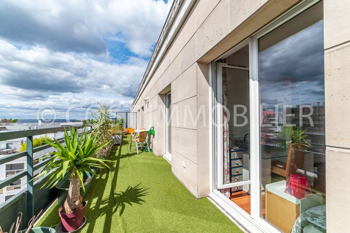 Appartement à COLOMBES