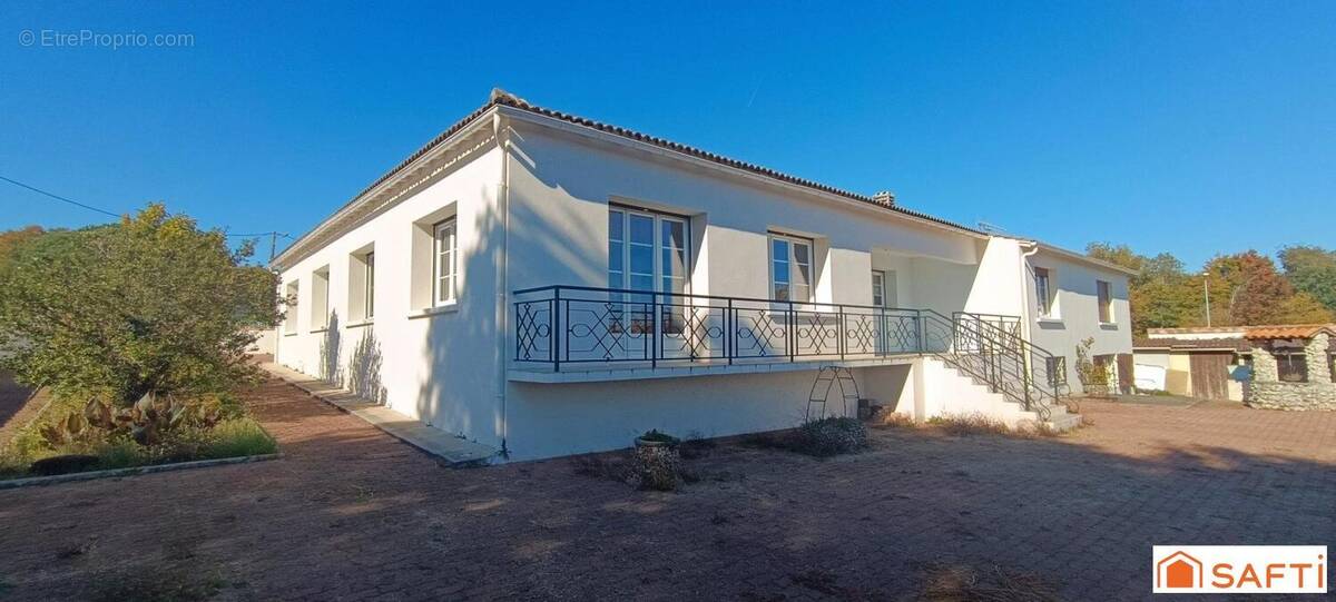 Photo 1 - Maison à FONTCOUVERTE