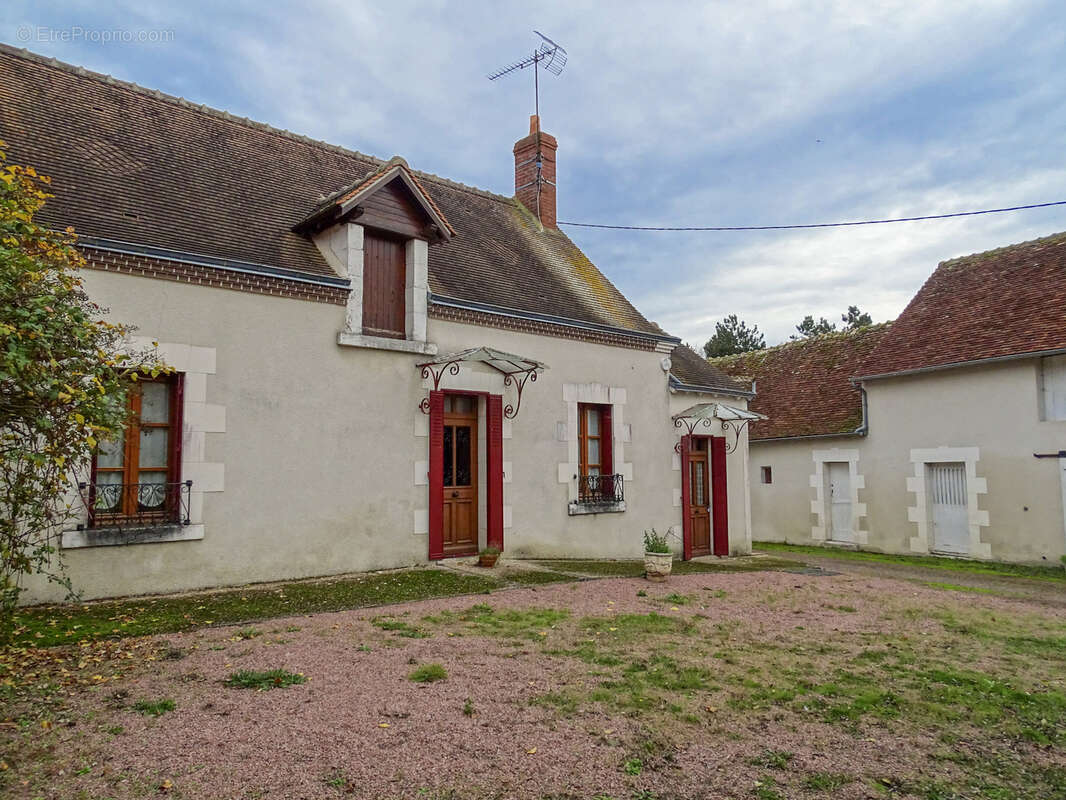 Maison à ANJOUIN