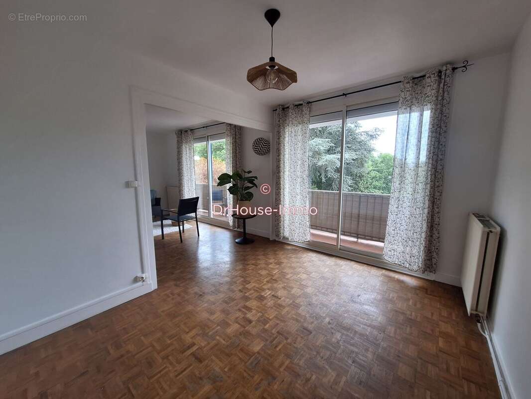 Appartement 77 m² à Champcevinel  - photo 4