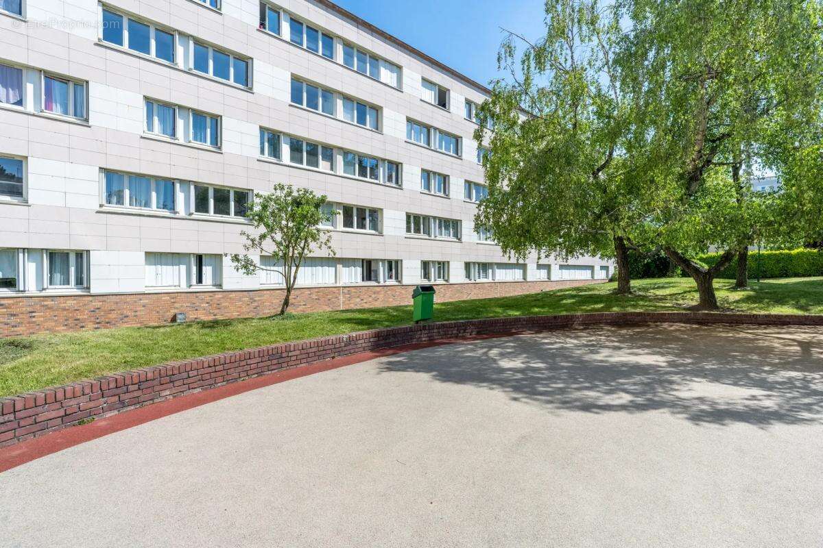 Appartement à RUEIL-MALMAISON