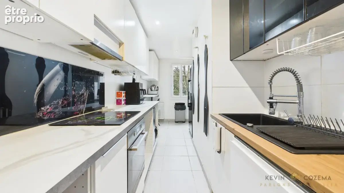 Appartement 3 pièces 70m2 - Proche Gare RER  D - photo 3
