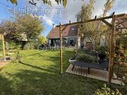 Maison à VERT-SAINT-DENIS