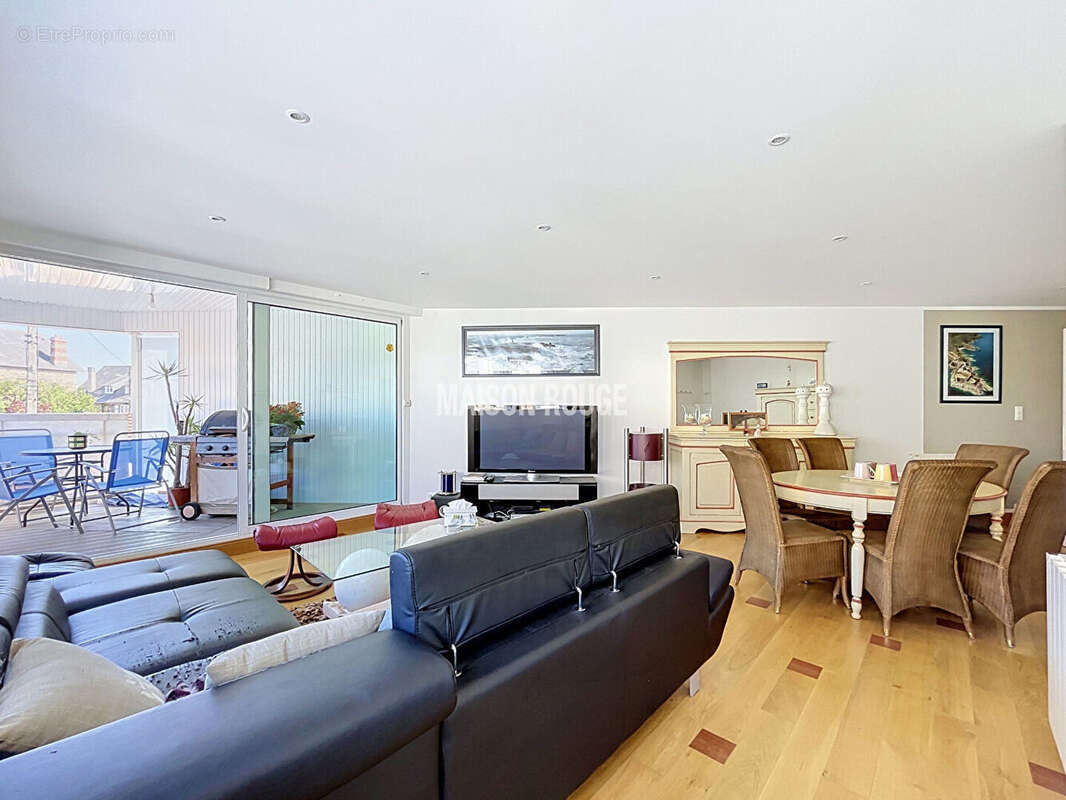 Immeuble d'exception avec roof-top, trois appartements au coeur du val-andre - photo 5