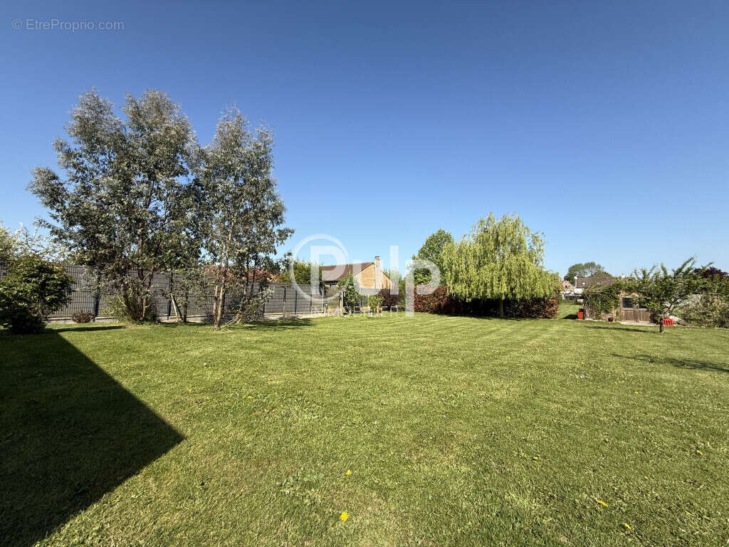 Maison à IZEL-LES-EQUERCHIN