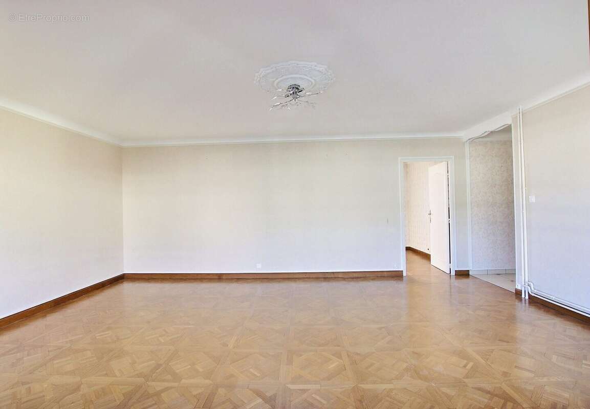 Appartement à CHAMALIERES